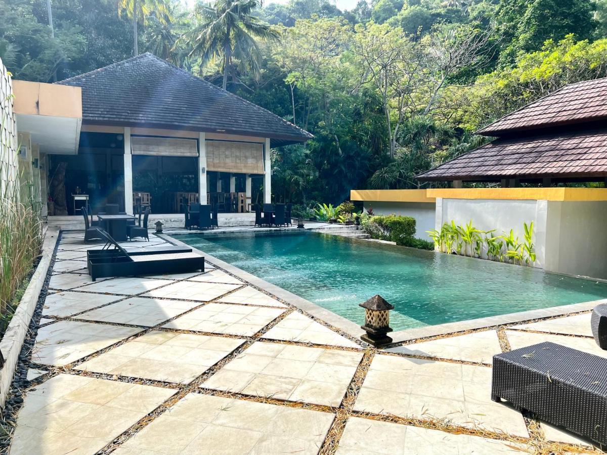 Kebun Villas & Resort Senggigi Extérieur photo