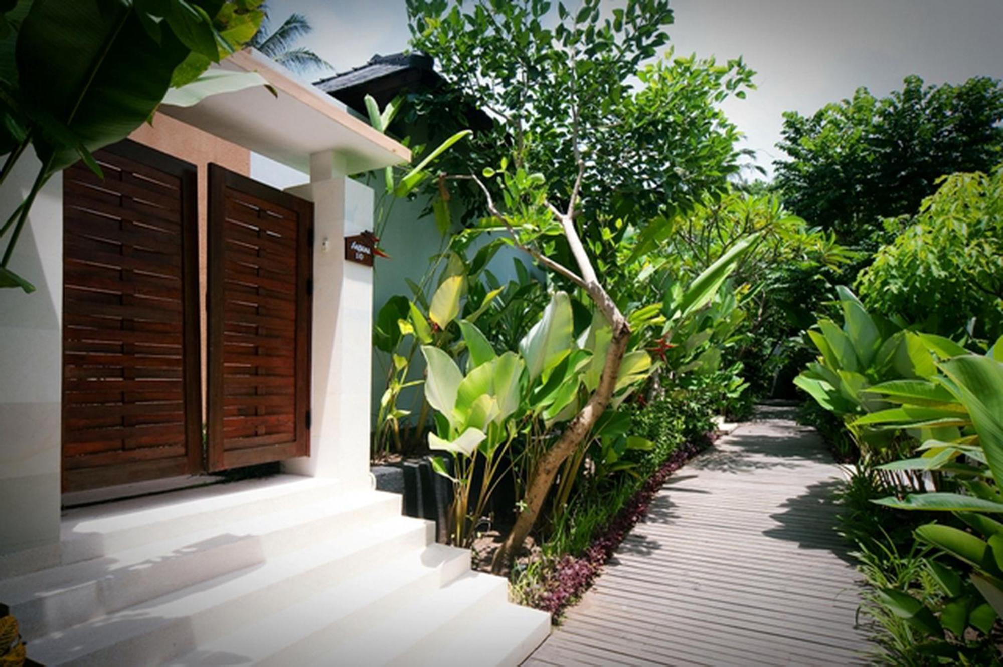 Kebun Villas & Resort Senggigi Extérieur photo