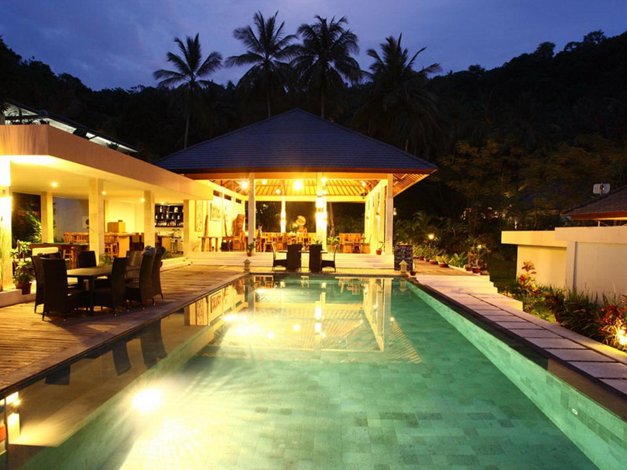 Kebun Villas & Resort Senggigi Extérieur photo