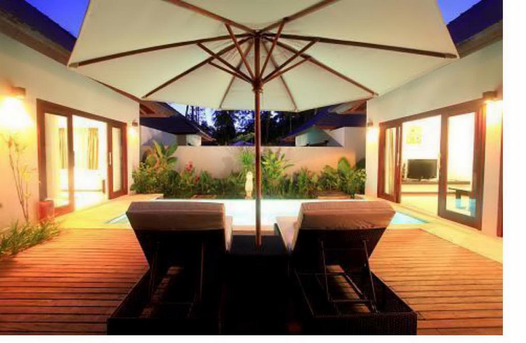 Kebun Villas & Resort Senggigi Extérieur photo