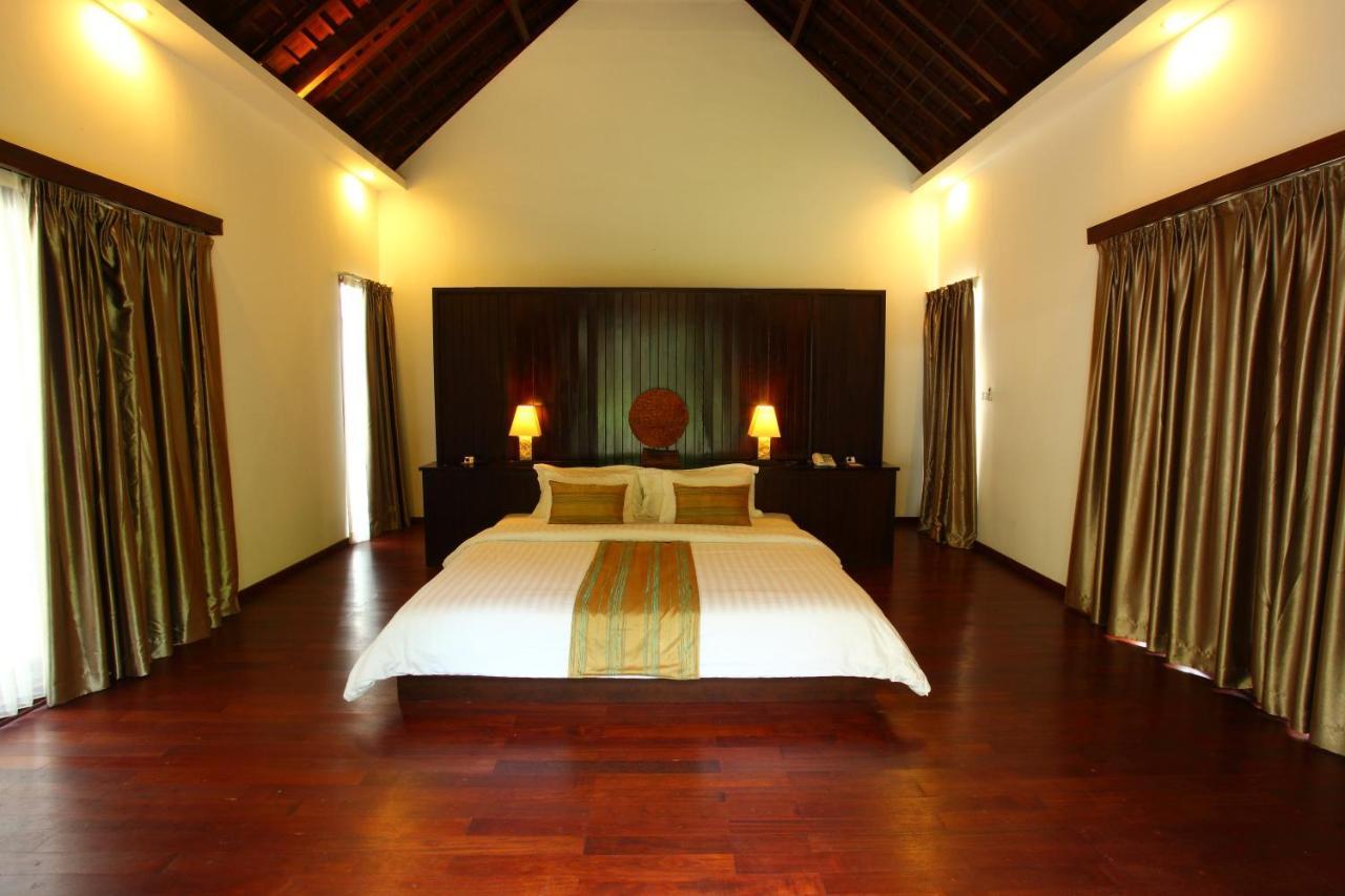 Kebun Villas & Resort Senggigi Extérieur photo